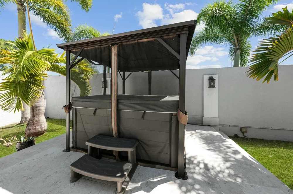 15503 Temple Boulevard Loxahatchee, FL 33470