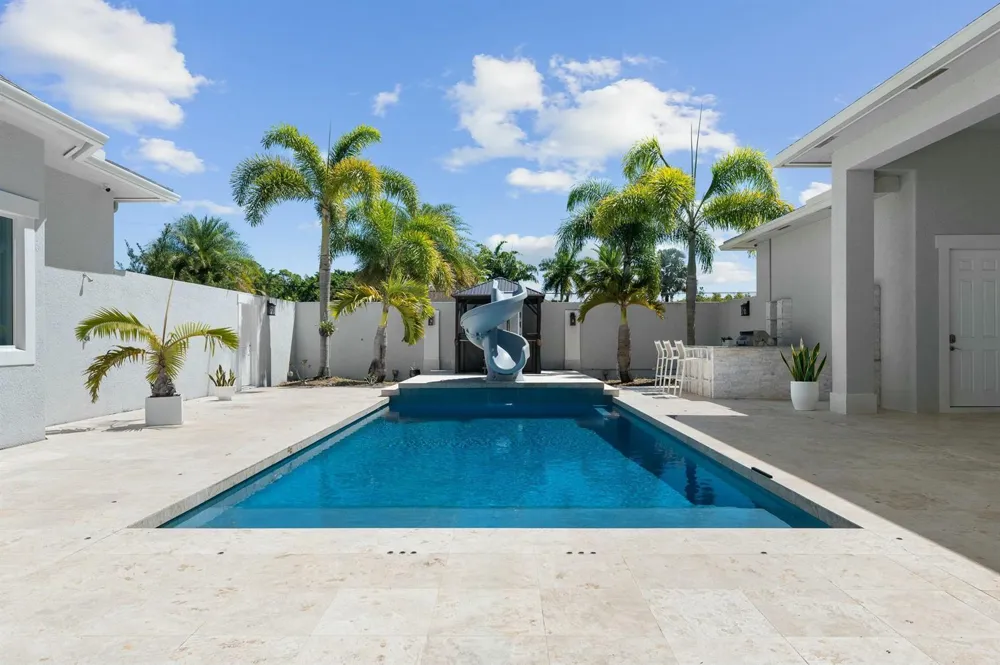 15503 Temple Boulevard Loxahatchee, FL 33470