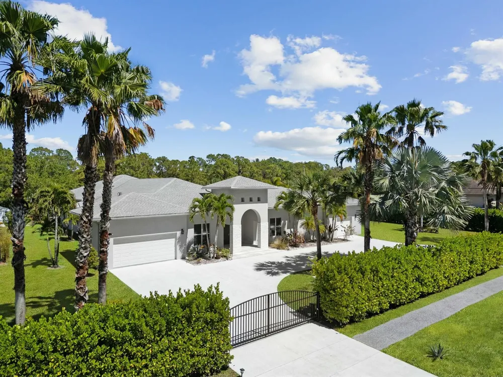 15503 Temple Boulevard Loxahatchee, FL 33470