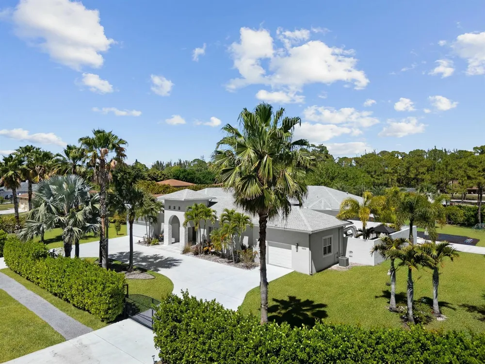15503 Temple Boulevard Loxahatchee, FL 33470