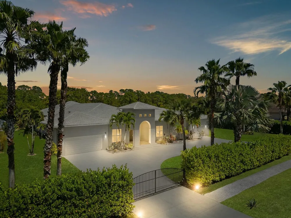 15503 Temple Boulevard Loxahatchee, FL 33470