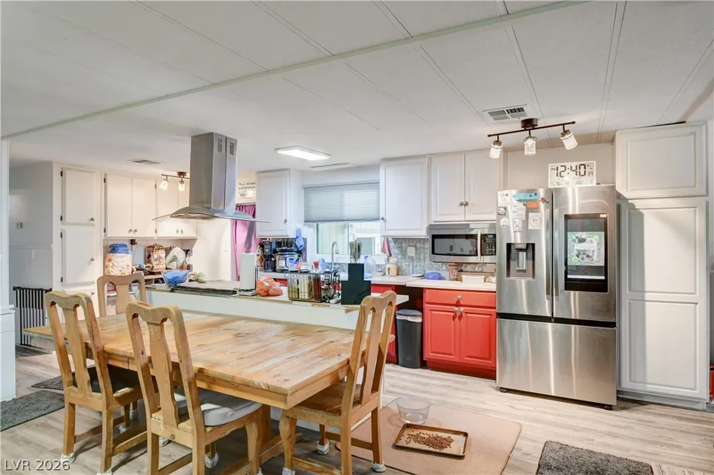 1213 Moapa Valley Boulevard Overton, NV 89040