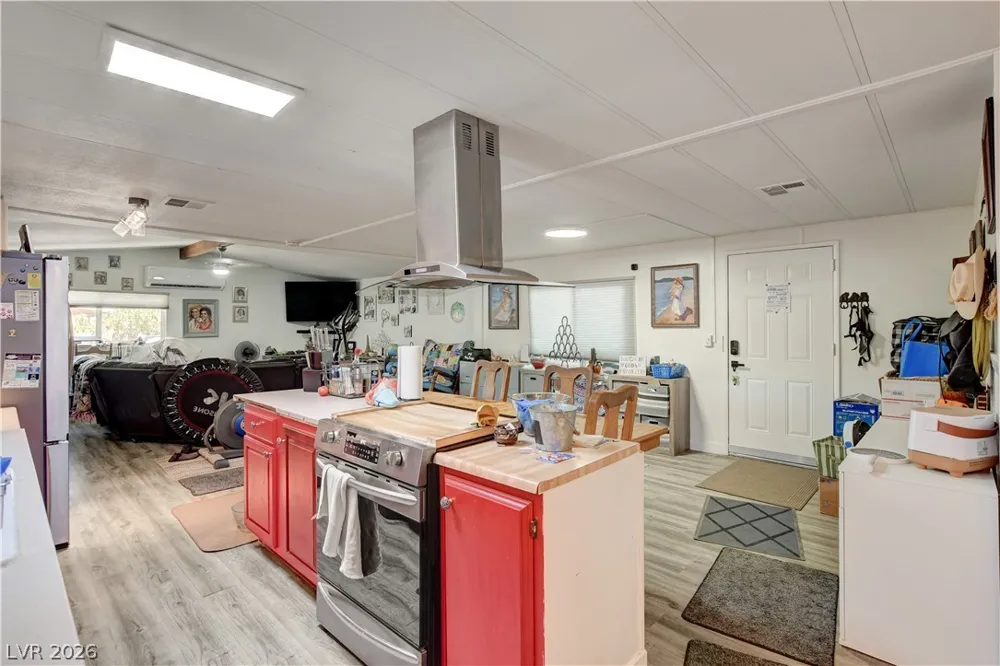 1213 Moapa Valley Boulevard Overton, NV 89040