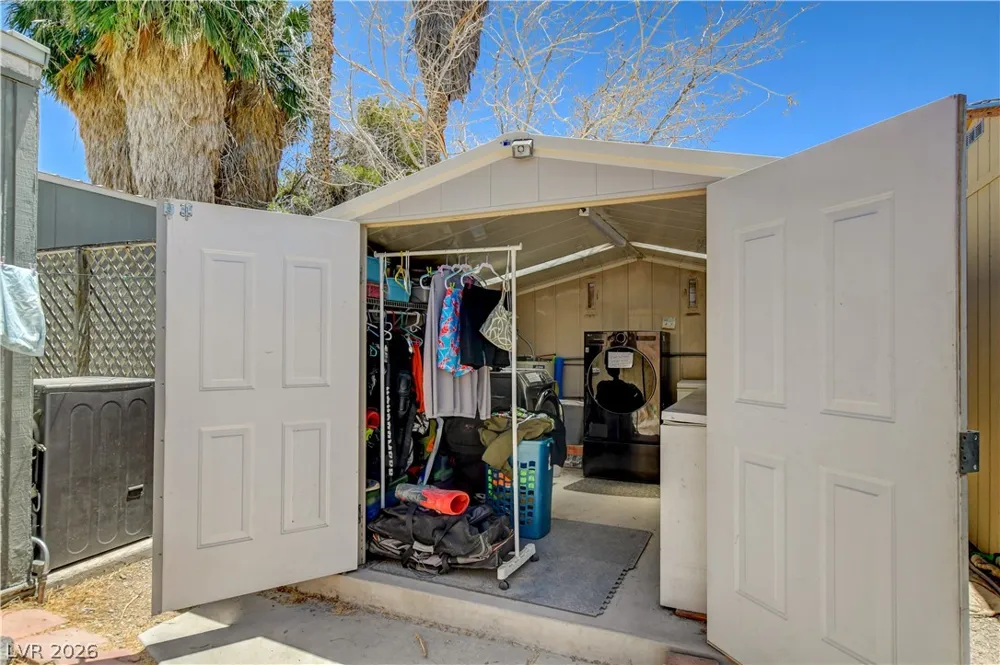 1213 Moapa Valley Boulevard Overton, NV 89040