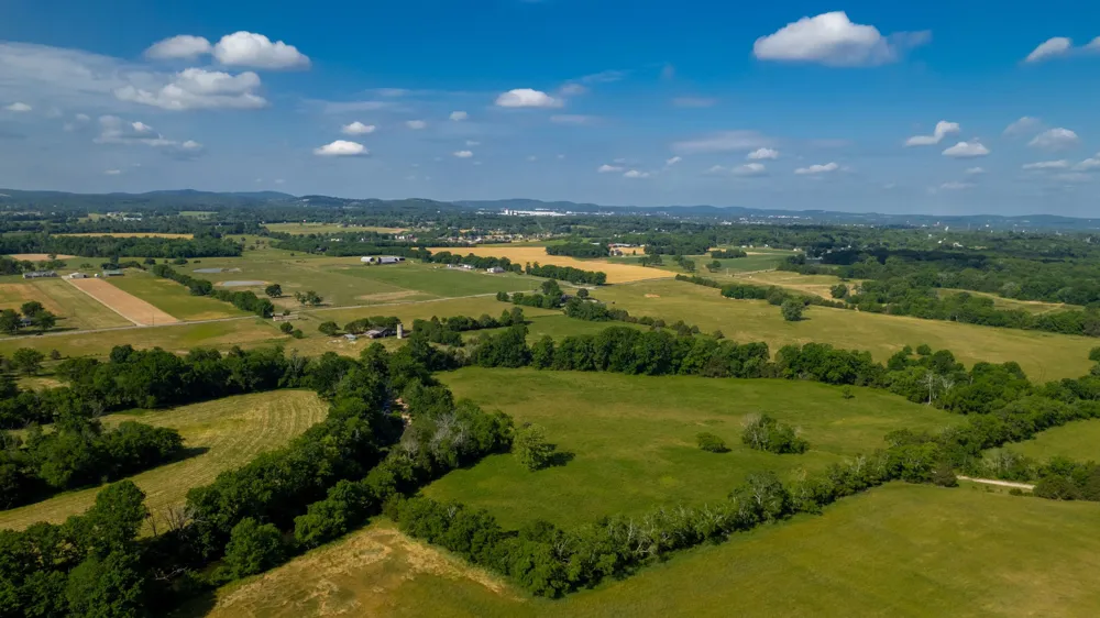 2161 Trousdale Ferry Pike Lebanon, TN 37087