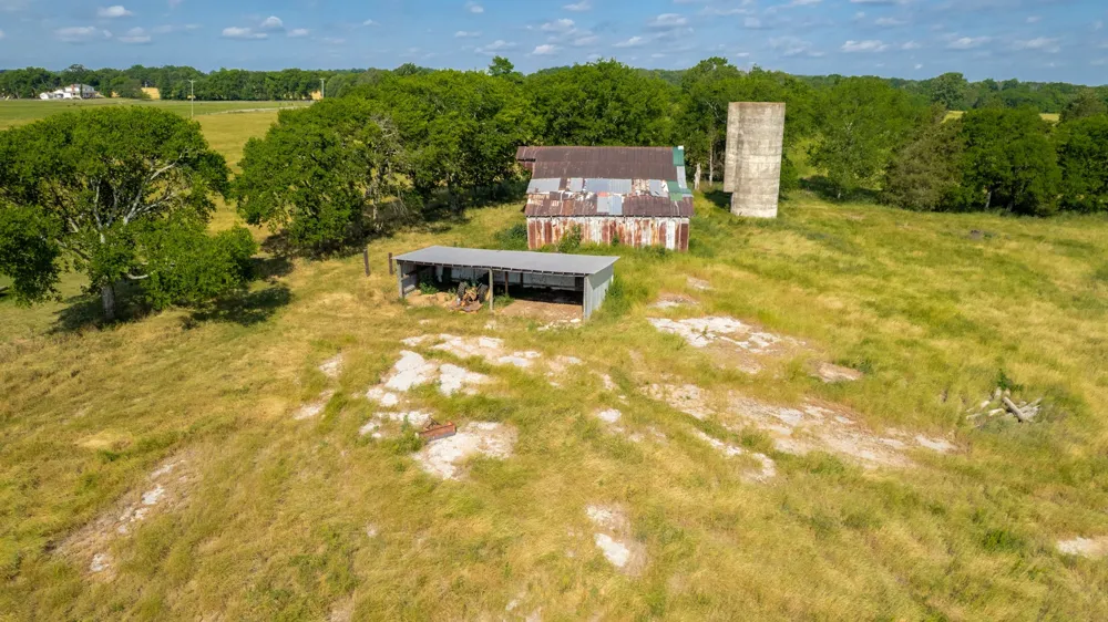 2161 Trousdale Ferry Pike Lebanon, TN 37087