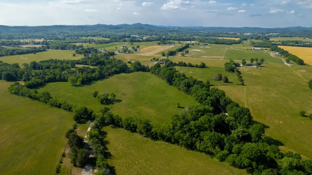 2161 Trousdale Ferry Pike Lebanon, TN 37087