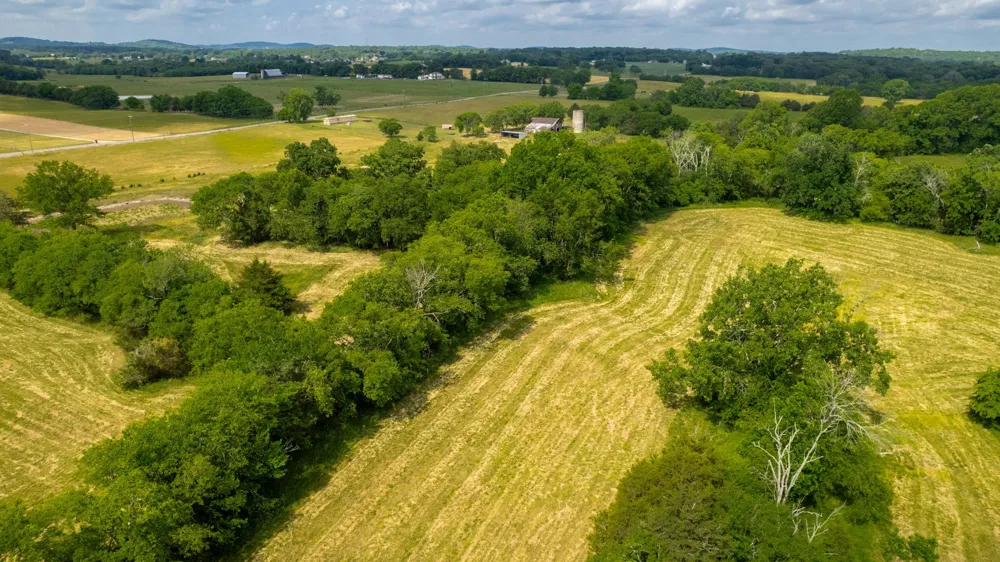 2393 Trousdale Ferry Pike Lebanon, TN 37087