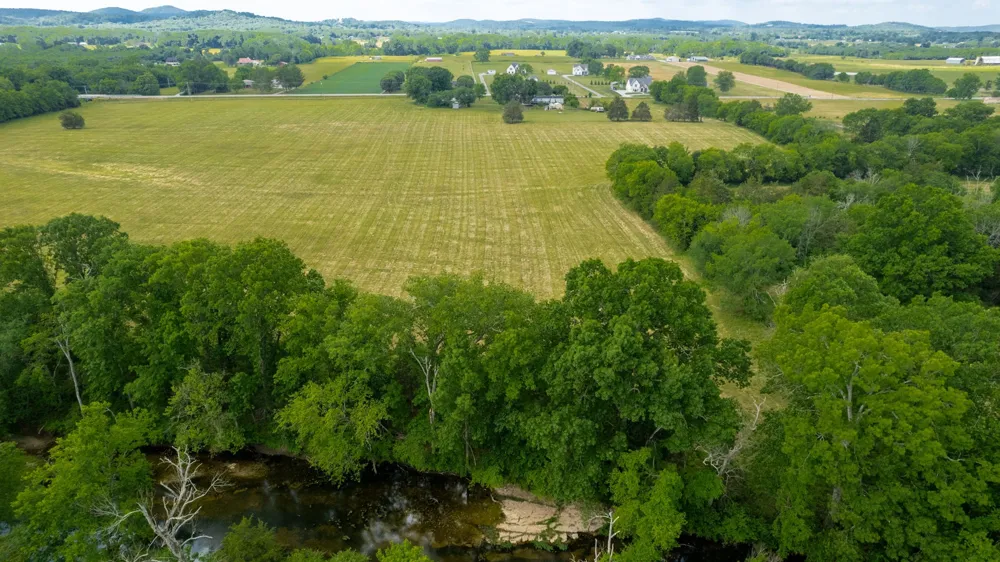 2393 Trousdale Ferry Pike Lebanon, TN 37087