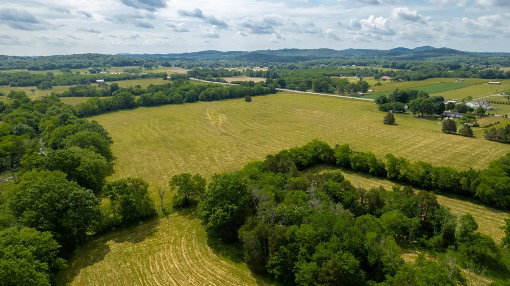 2393 Trousdale Ferry Pike Lebanon, TN 37087