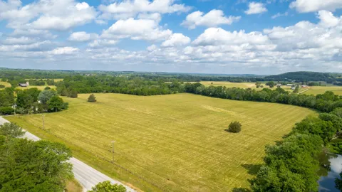2393 Trousdale Ferry Pike