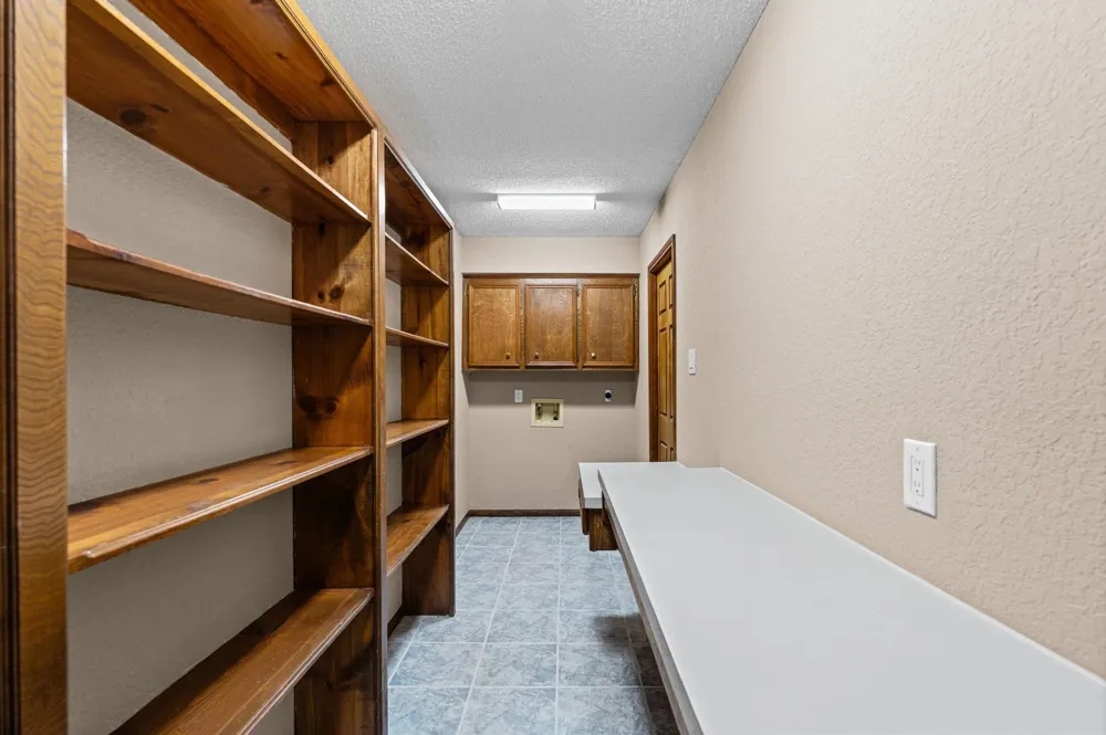339 Freeman Boulevard West Columbia, TX 77486