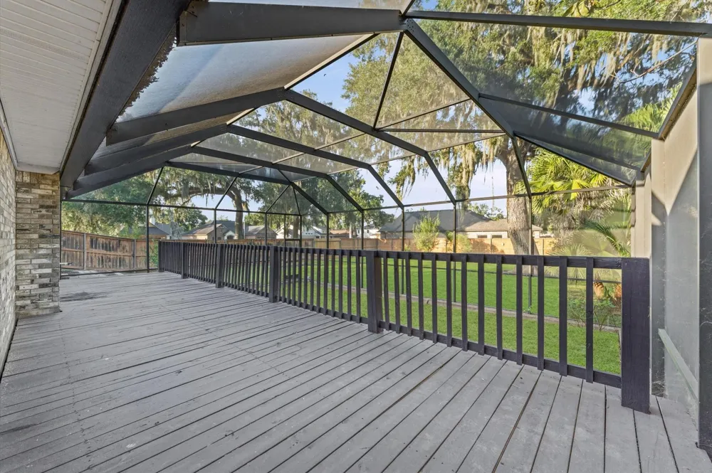 339 Freeman Boulevard West Columbia, TX 77486