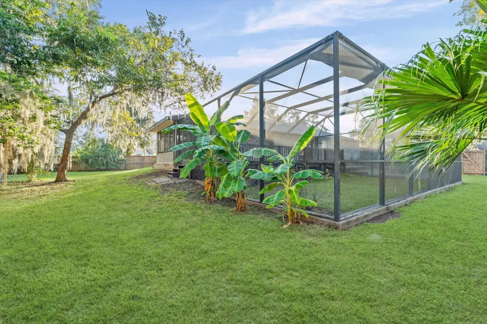 339 Freeman Boulevard West Columbia, TX 77486
