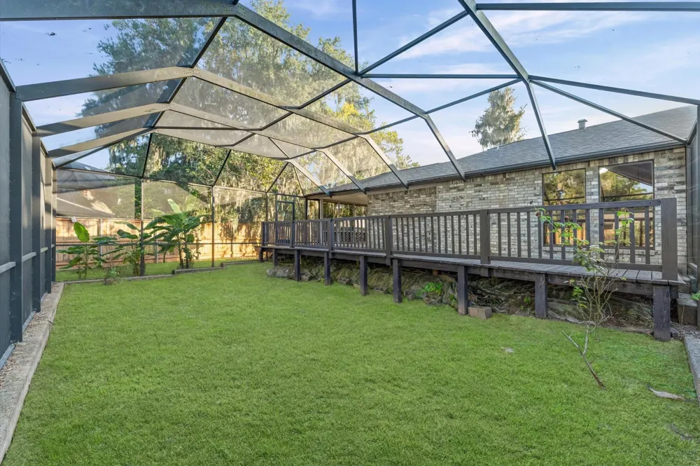 339 Freeman Boulevard West Columbia, TX 77486