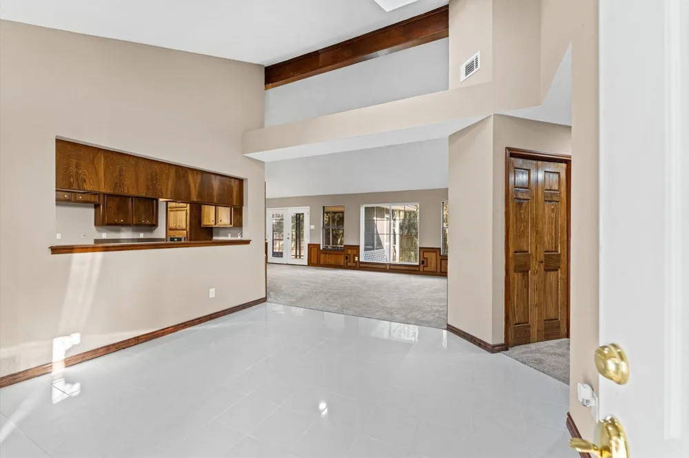 339 Freeman Boulevard West Columbia, TX 77486