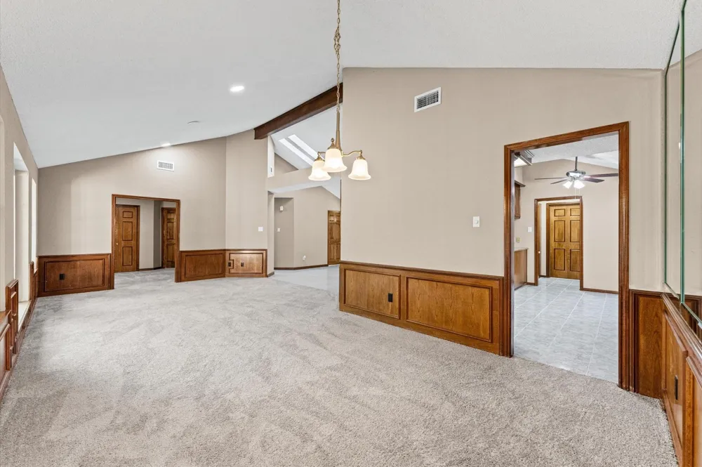339 Freeman Boulevard West Columbia, TX 77486