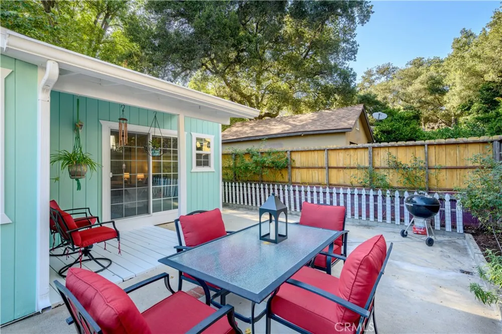 12101 Spring Trail Sylmar, CA 91342