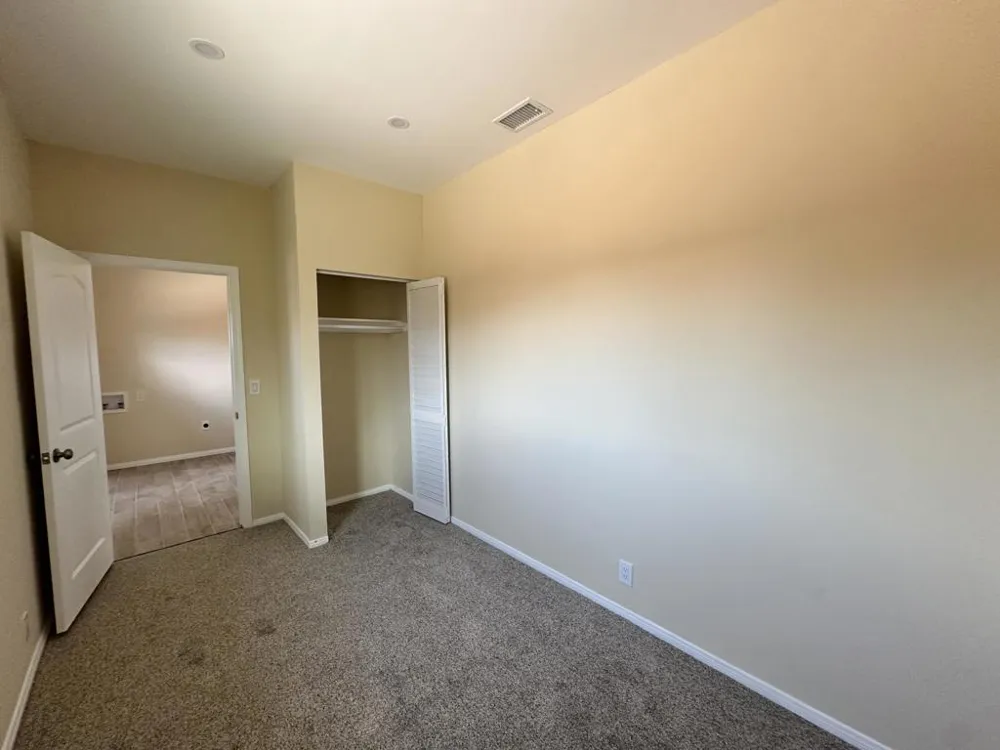 13350 Aster Trona, CA 93562