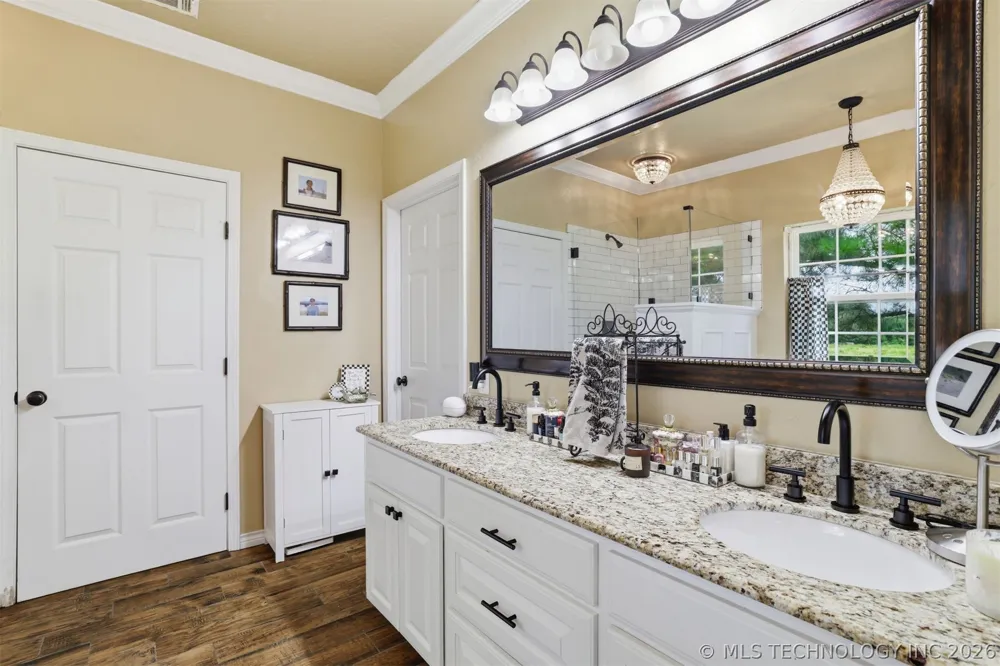 1093 W Boggy Depot Atoka, OK 74525