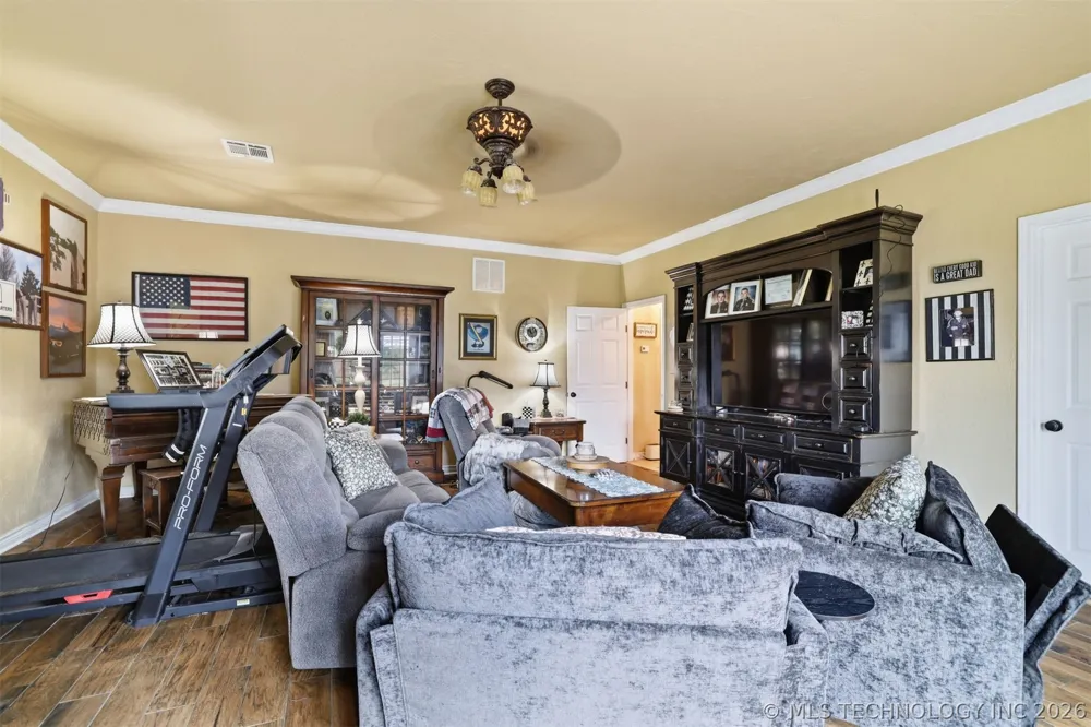 1093 W Boggy Depot Atoka, OK 74525