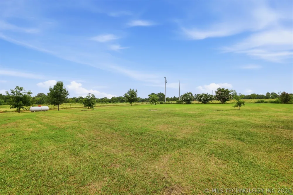 1093 W Boggy Depot Atoka, OK 74525