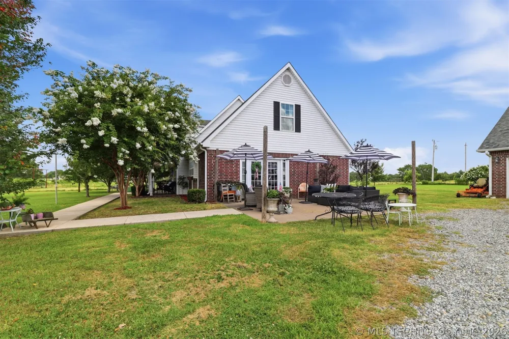 1093 W Boggy Depot Atoka, OK 74525