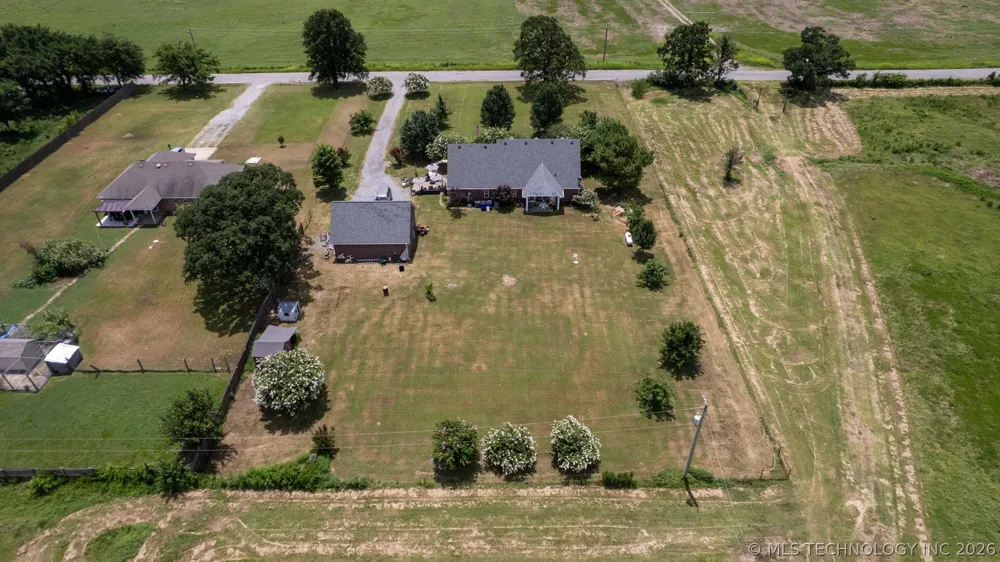 1093 W Boggy Depot Atoka, OK 74525