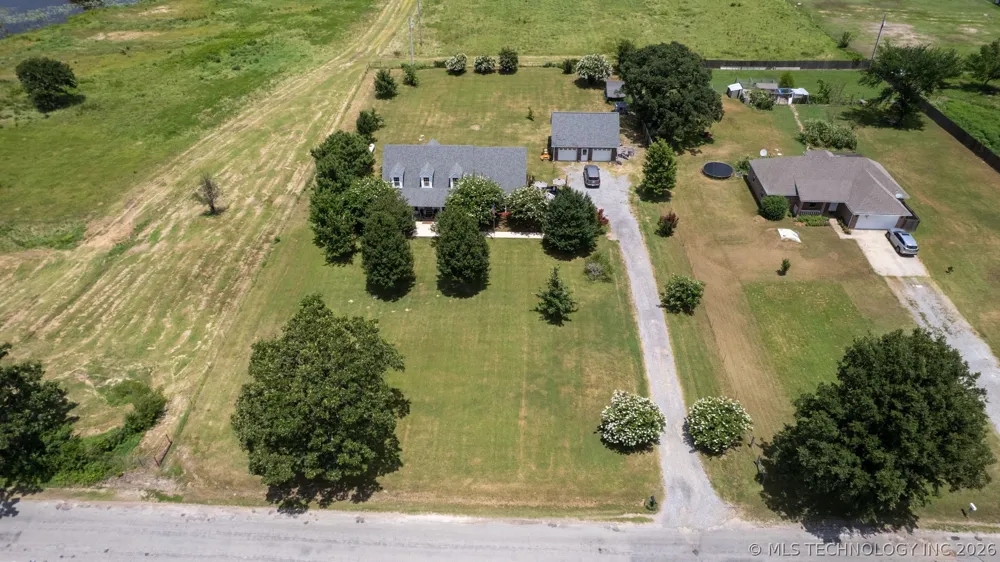 1093 W Boggy Depot Atoka, OK 74525