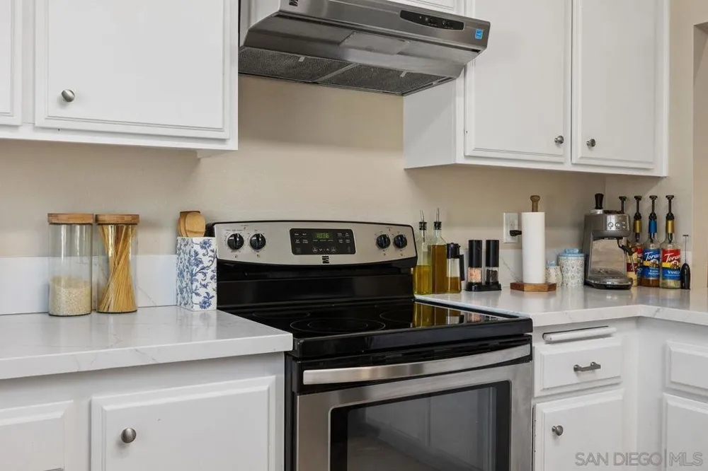 4123 Oak Island Fallbrook, CA 92028