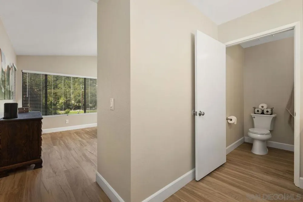 4123 Oak Island Fallbrook, CA 92028