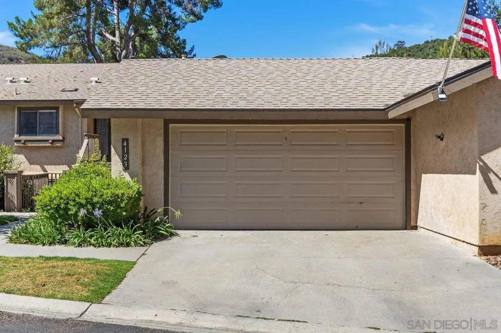 4123 Oak Island Fallbrook, CA 92028