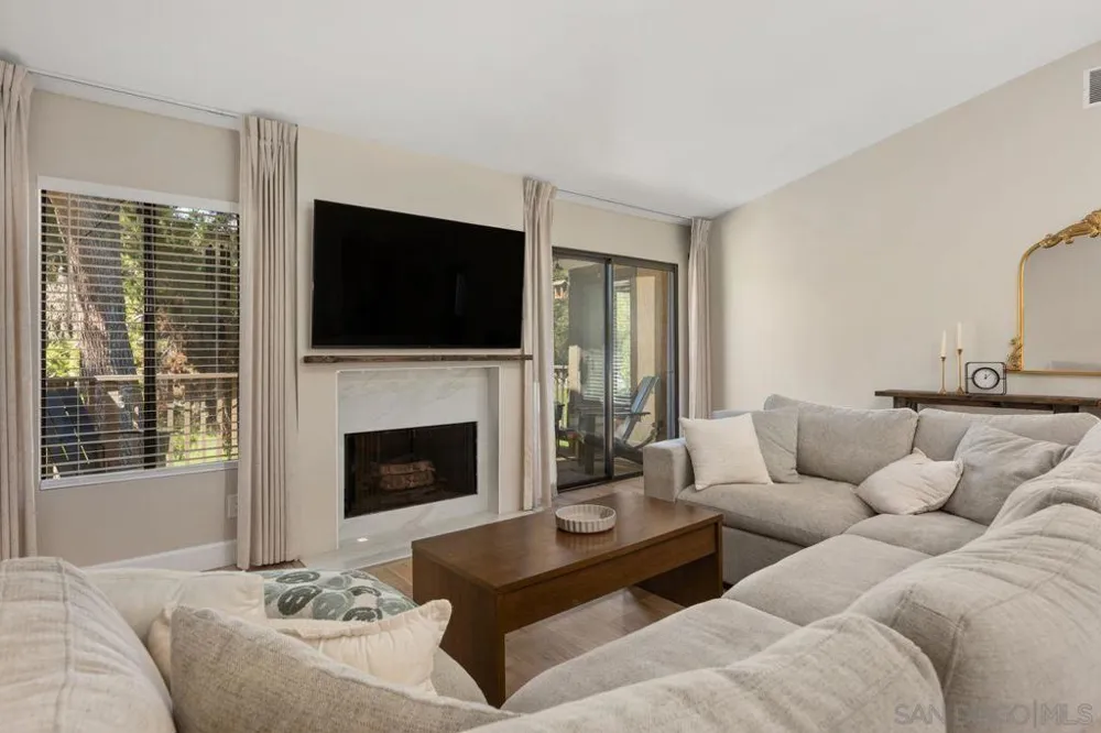 4123 Oak Island Fallbrook, CA 92028