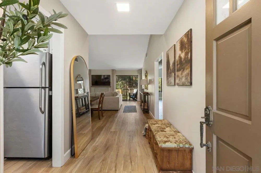 4123 Oak Island Fallbrook, CA 92028