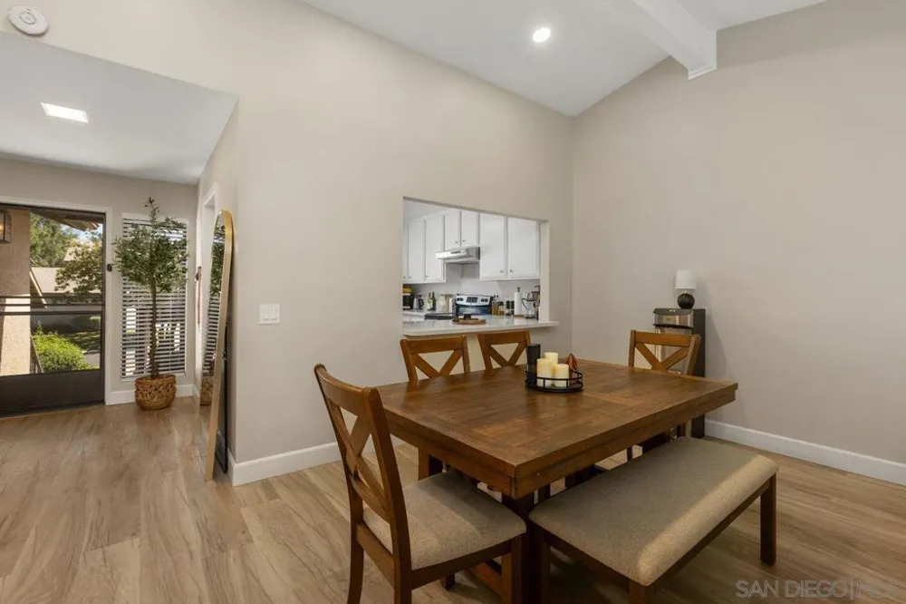 4123 Oak Island Fallbrook, CA 92028
