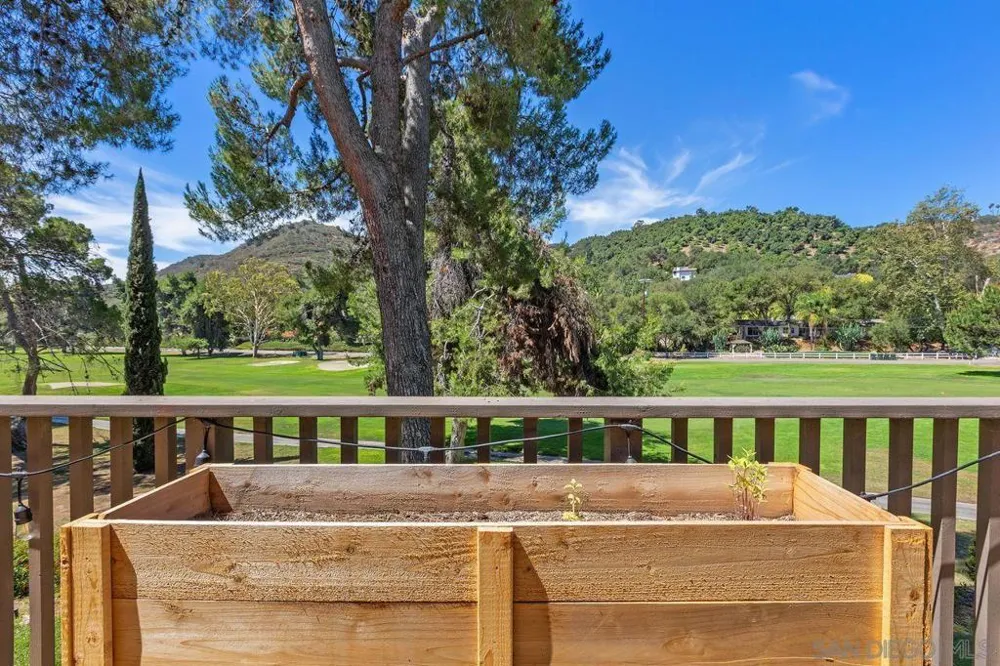 4123 Oak Island Fallbrook, CA 92028
