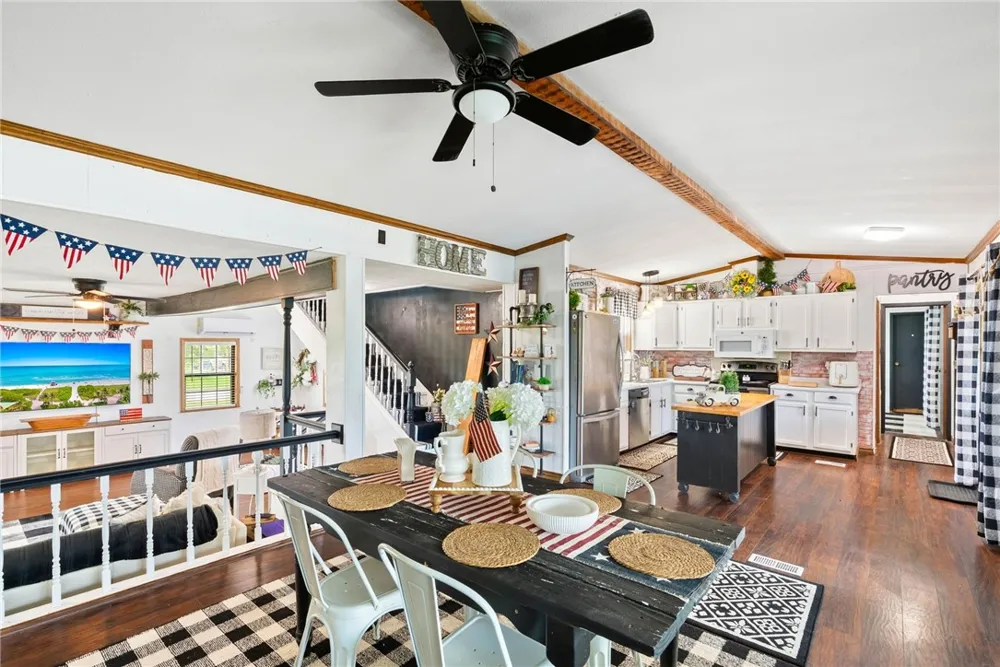 200 Baggs Trail Mathis, TX 78368
