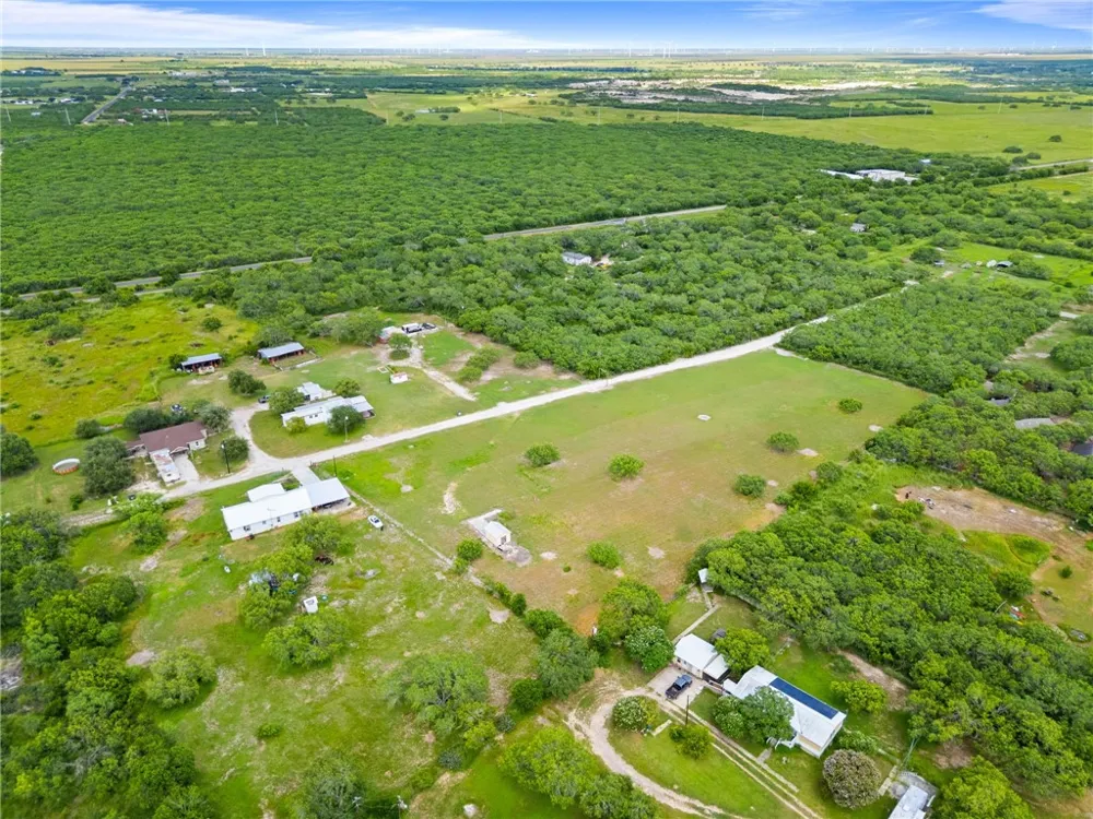 200 Baggs Trail Mathis, TX 78368