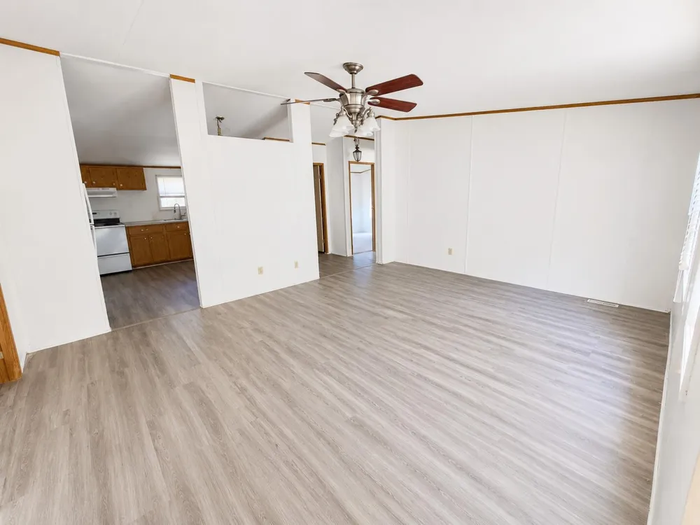 120 Acorn Livingston, TX 77351