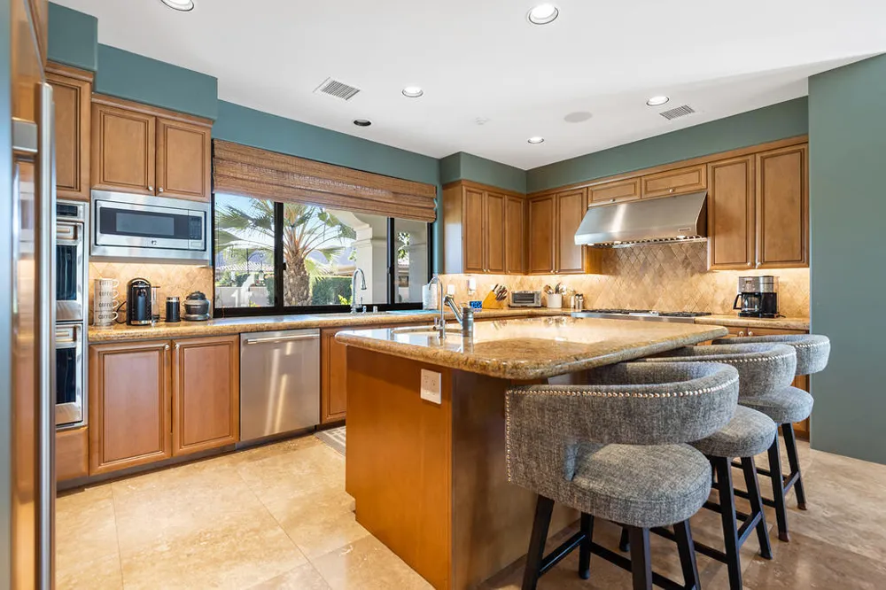 45699 W Via Villaggio Indian Wells, CA 92210