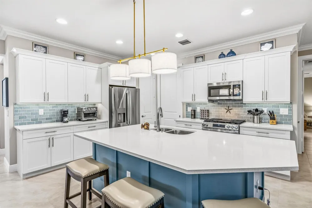 6012 Bella Rosa Lane Vero Beach, FL 32966