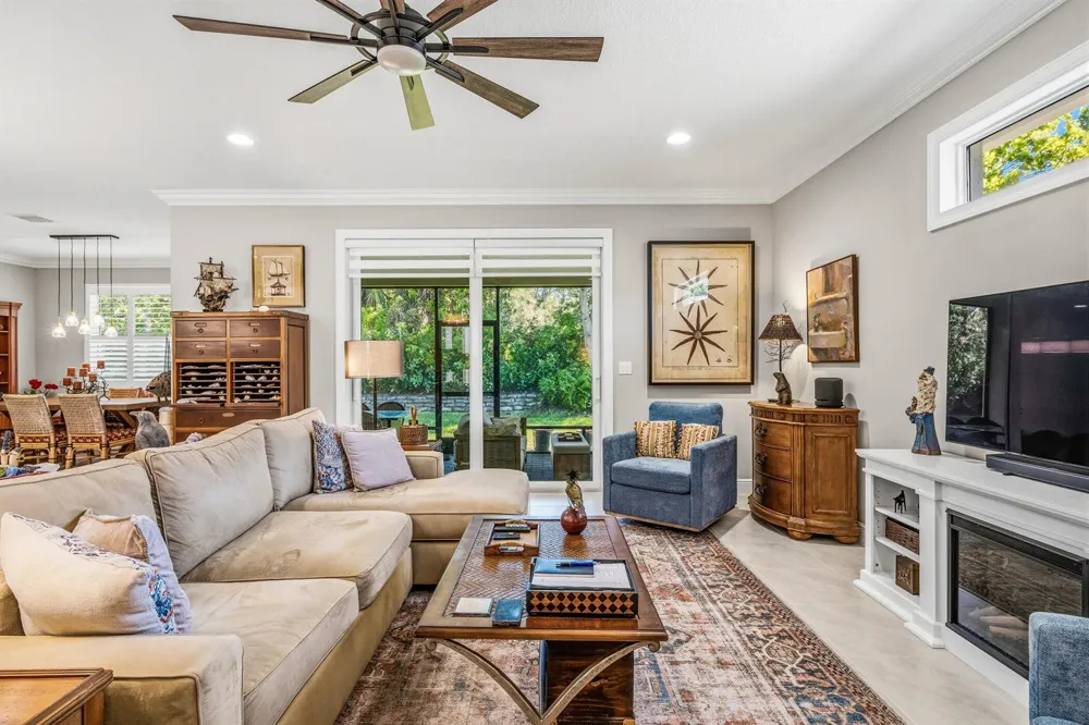 6012 Bella Rosa Lane Vero Beach, FL 32966