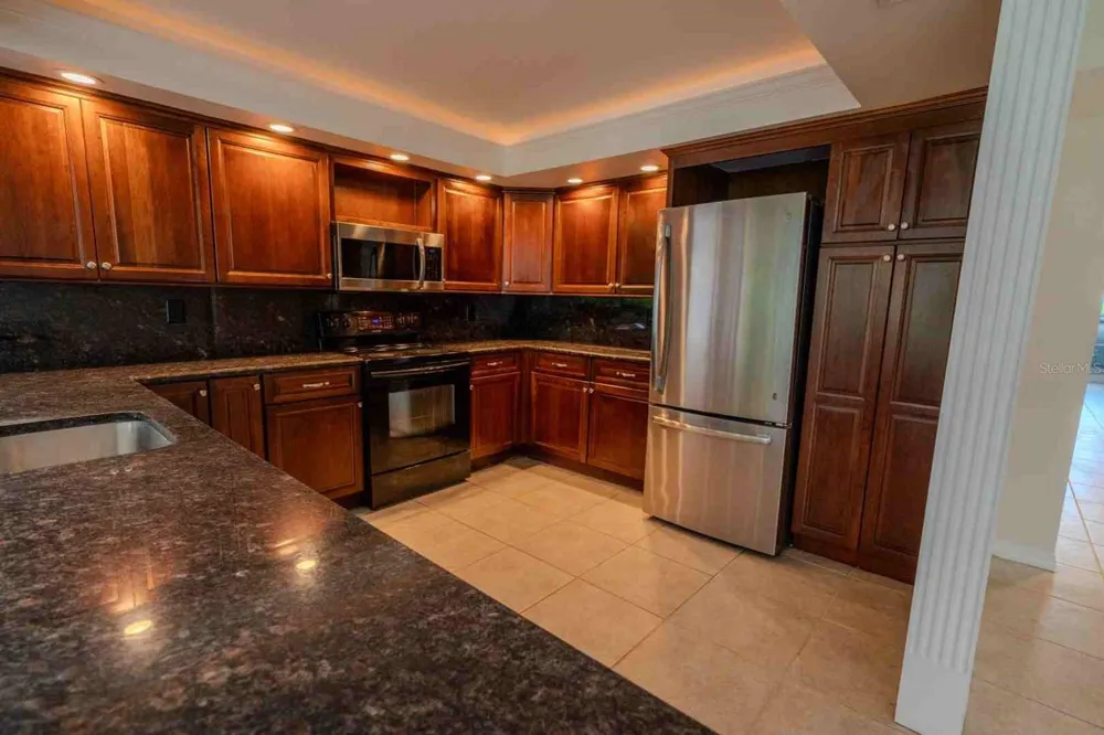225 COUNTRY CLUB DRIVE #D142 Largo, FL 33771