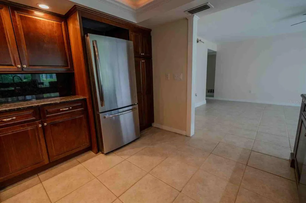 225 COUNTRY CLUB DRIVE #D142 Largo, FL 33771