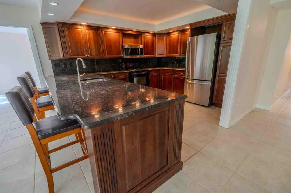 225 COUNTRY CLUB DRIVE #D142 Largo, FL 33771
