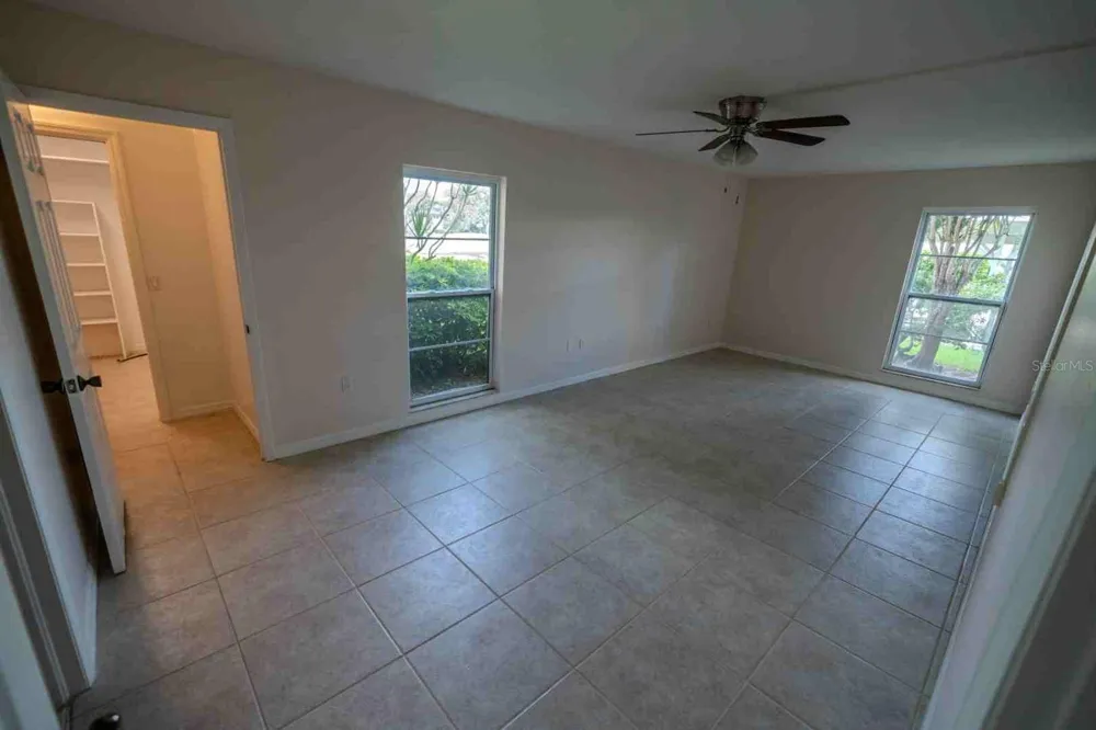 225 COUNTRY CLUB DRIVE #D142 Largo, FL 33771