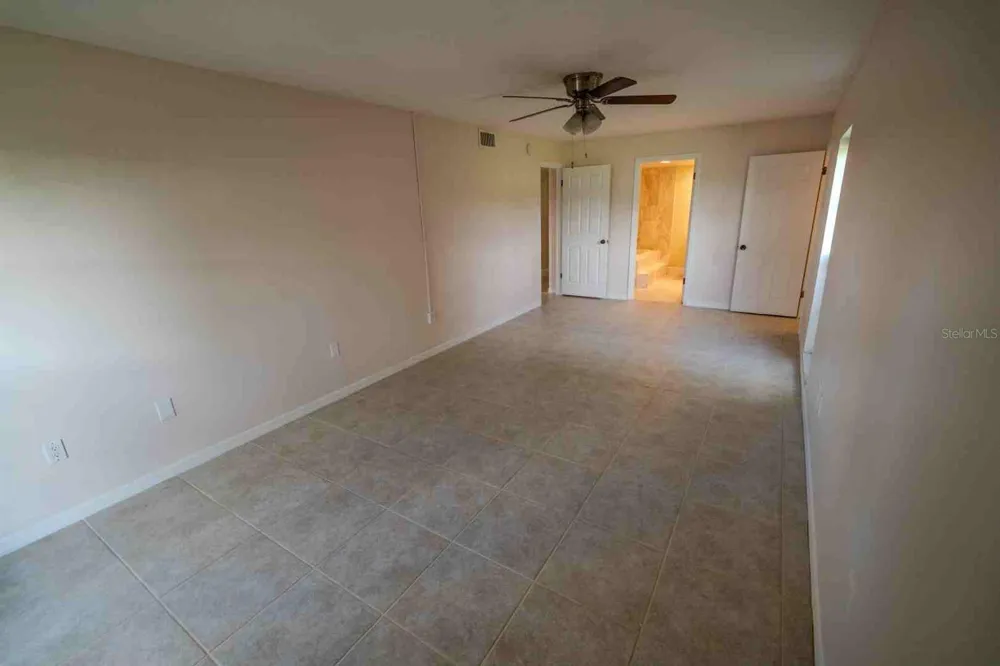 225 COUNTRY CLUB DRIVE #D142 Largo, FL 33771