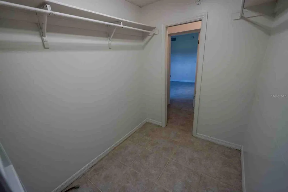 225 COUNTRY CLUB DRIVE #D142 Largo, FL 33771