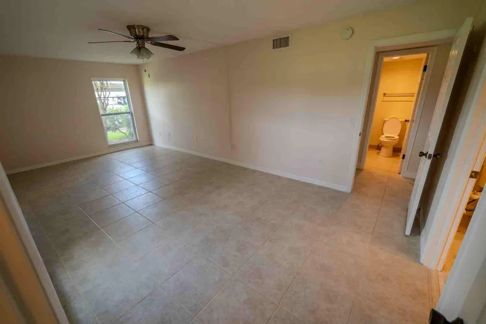 225 COUNTRY CLUB DRIVE #D142 Largo, FL 33771