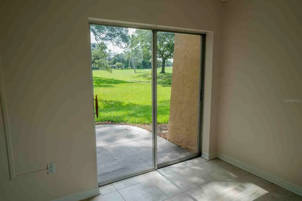225 COUNTRY CLUB DRIVE #D142 Largo, FL 33771